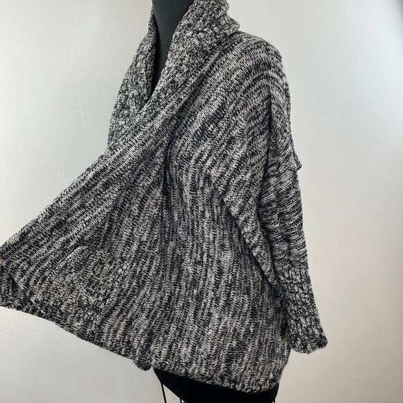 Michael Stars Black White Dolman Sleeve Open Front Wool Blend Cardigan Size M/L - Picture 5 of 10